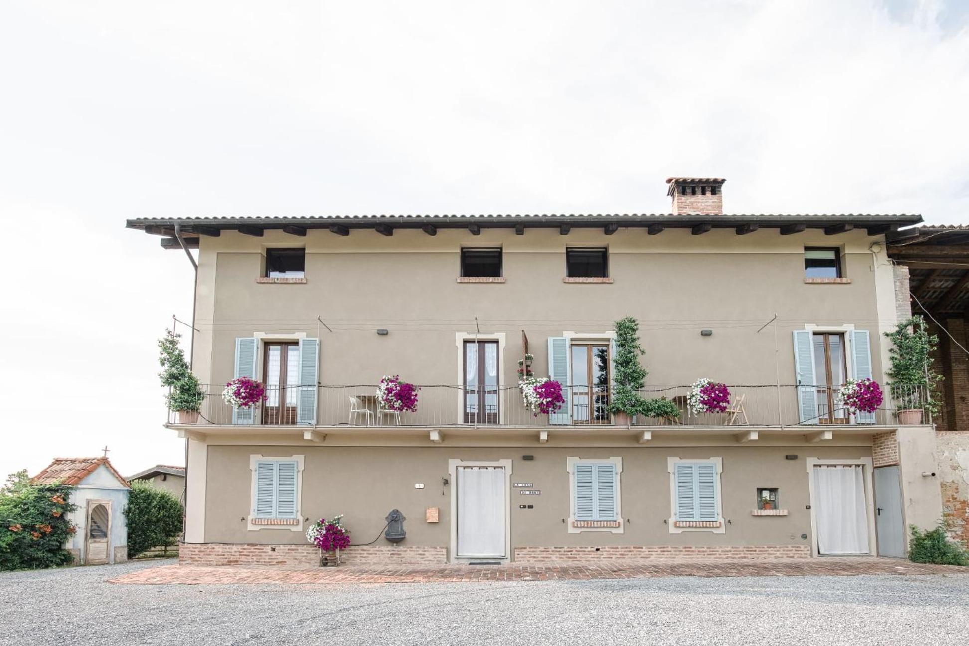 La Casa Di Roby-1 Appartamento La Morra Con Piscina Exterior foto