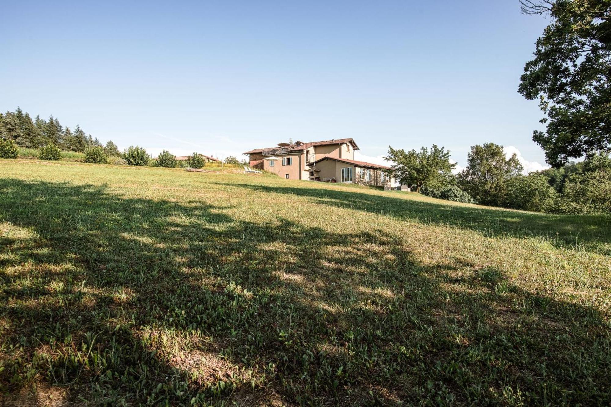 La Casa Di Roby-1 Appartamento La Morra Con Piscina Exterior foto